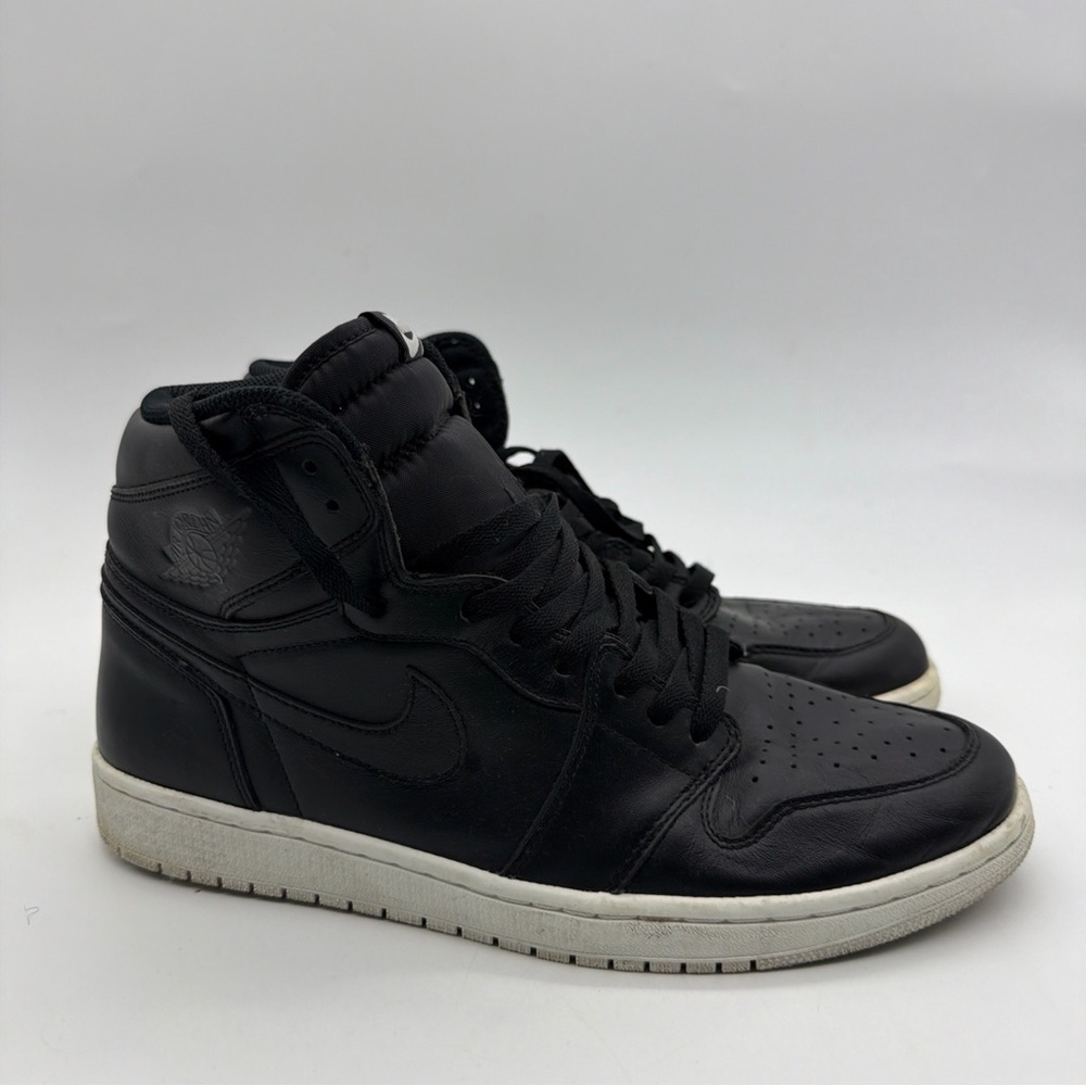 RARE🔥 Size 12 - Nike Air Jordan 1 Retro High OG Cyber Monday 2015 555088-006
